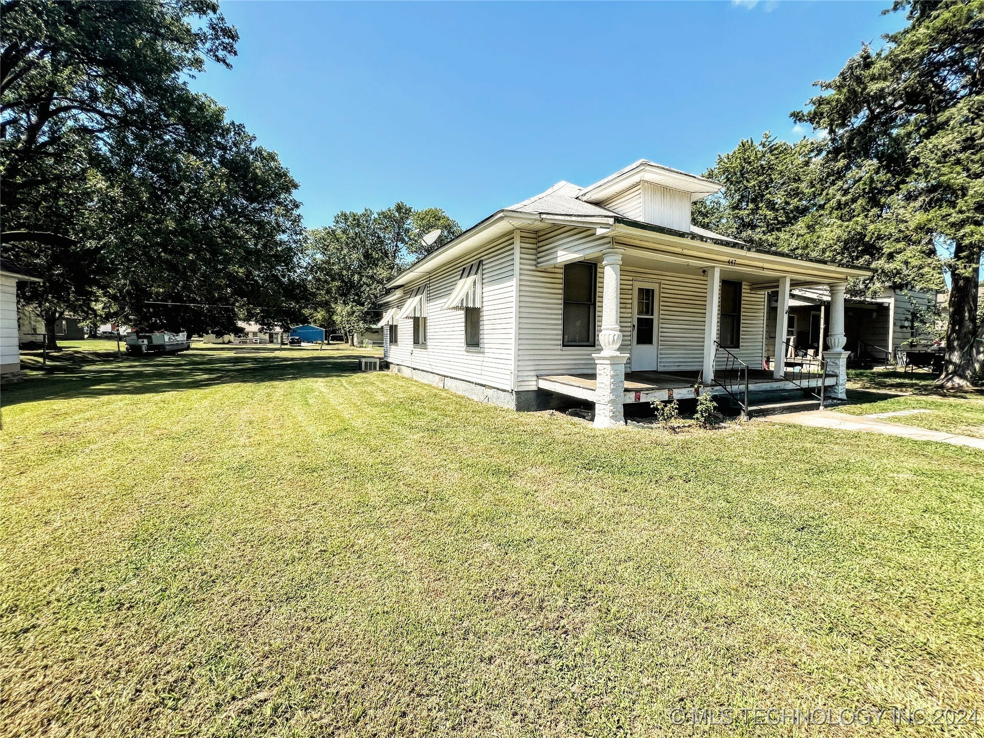 Property Photo:  447 N Thompson Street  OK 74301 