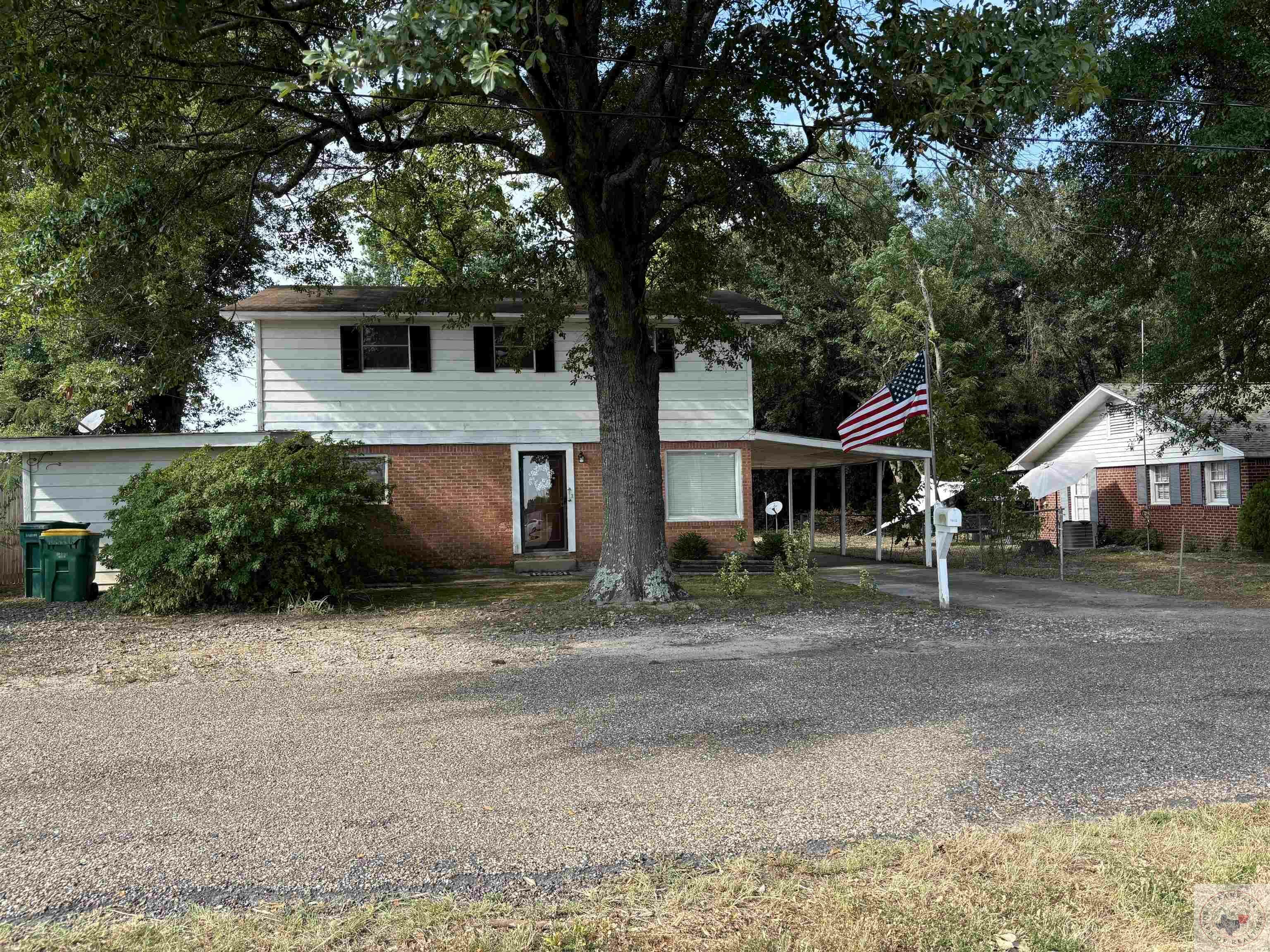 Property Photo: 1012 Landrum Ln TX 75501
