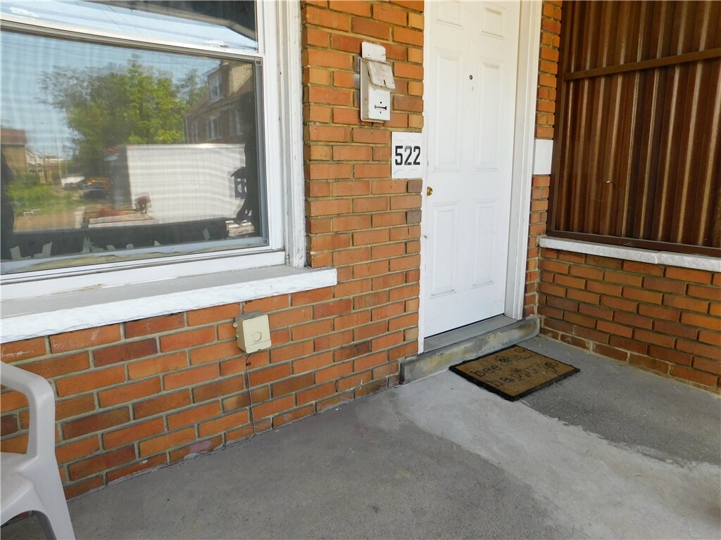 Property Photo:  522 Paulson Ave  PA 15206 