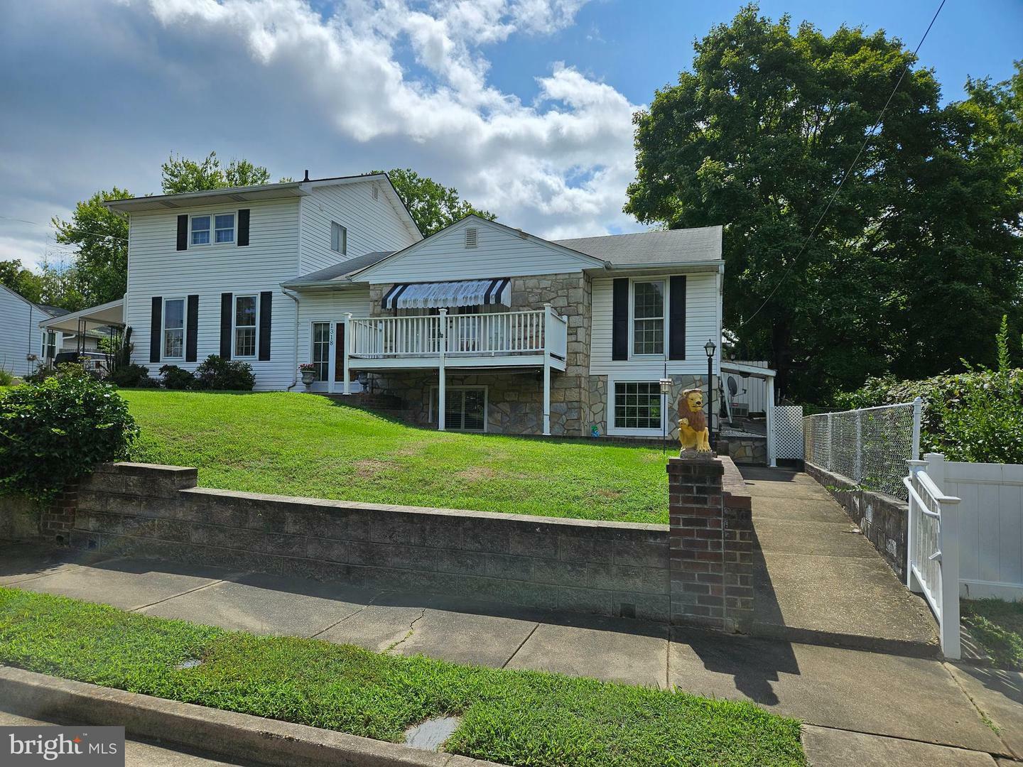 Property Photo:  1318 Dandridge Street  VA 22401 