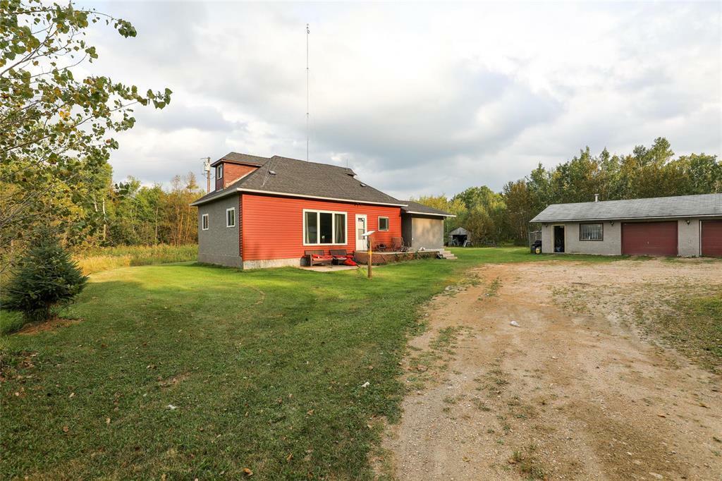 Photo de la propriété:  38112 Mun 50 Road North  MB R5J 0A8 