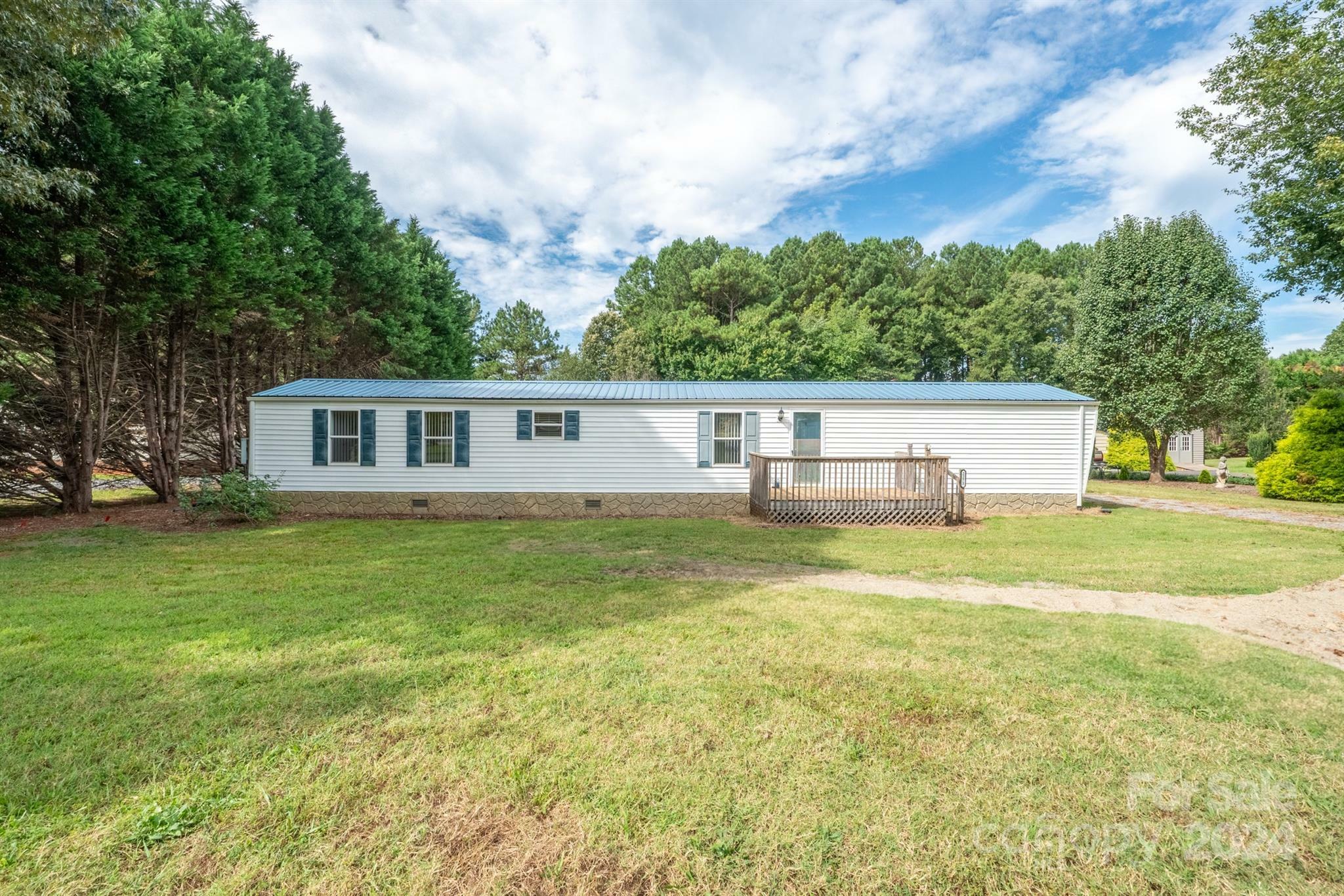 Property Photo:  2273 Sigmon Dairy Road  NC 28658 