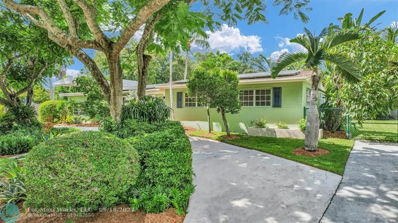 Property Photo:  8865 SW 171st St  FL 33157 