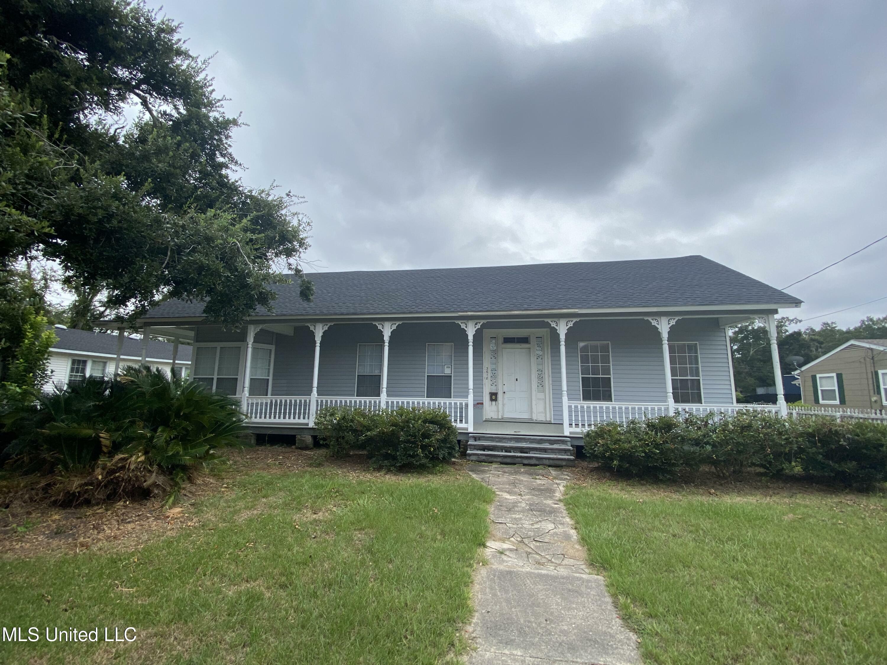 Property Photo:  3618 Bellview Ave. Avenue  MS 39563 