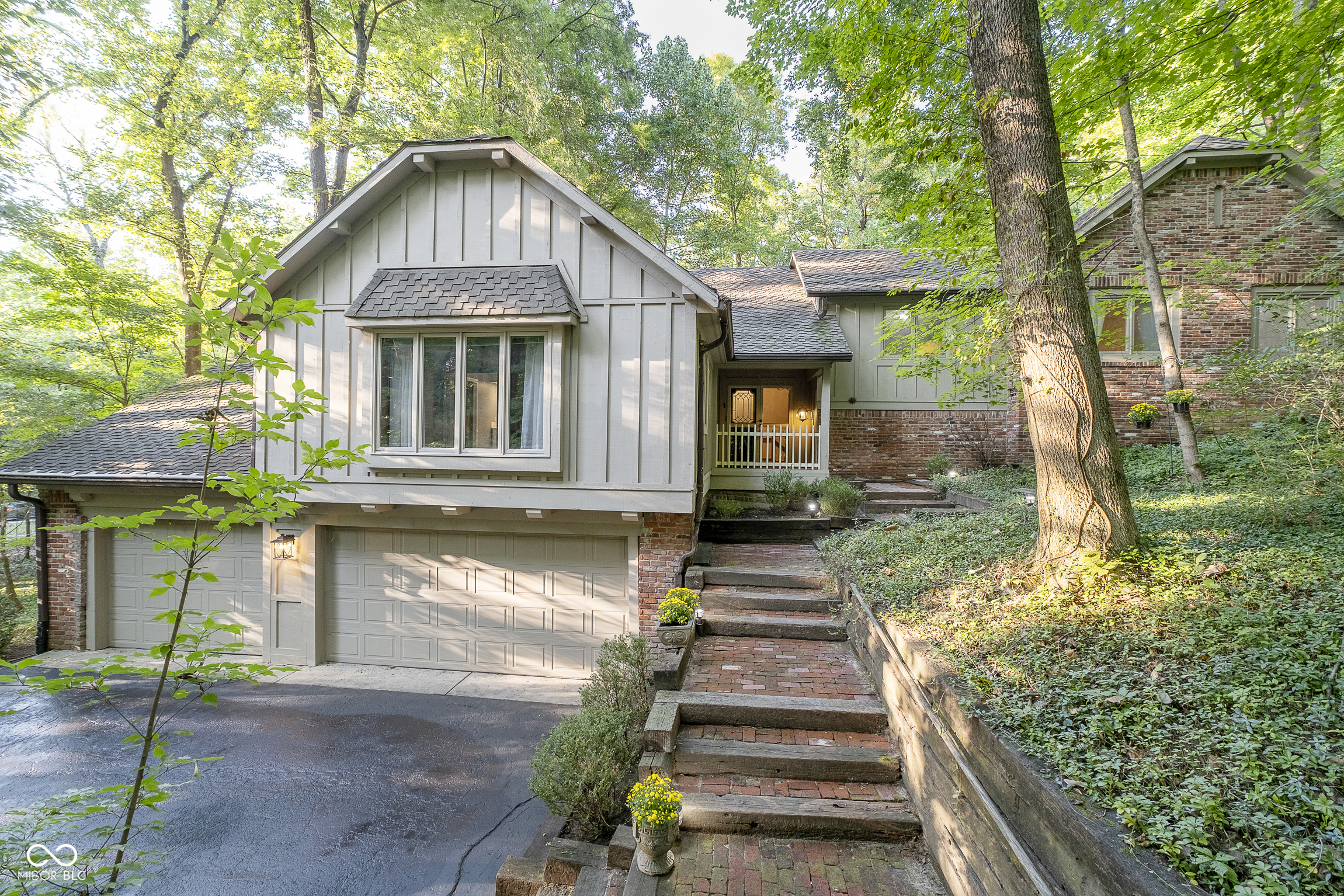 Property Photo: 6235 Johnson Road IN 46220