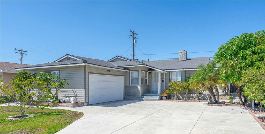 Property Photo:  1817 E Morava Avenue  CA 92805 