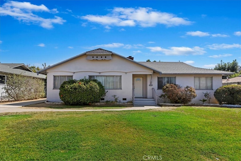 Property Photo:  2460 Carlton Place  CA 92507 