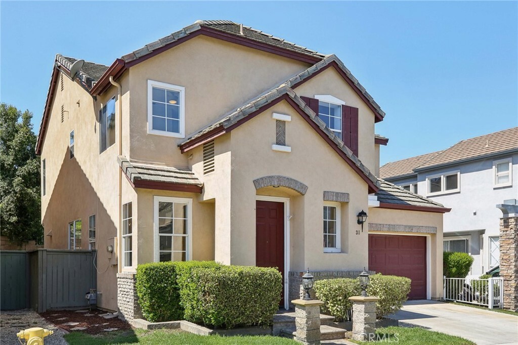 Property Photo: 31 Wellington Place CA 92656