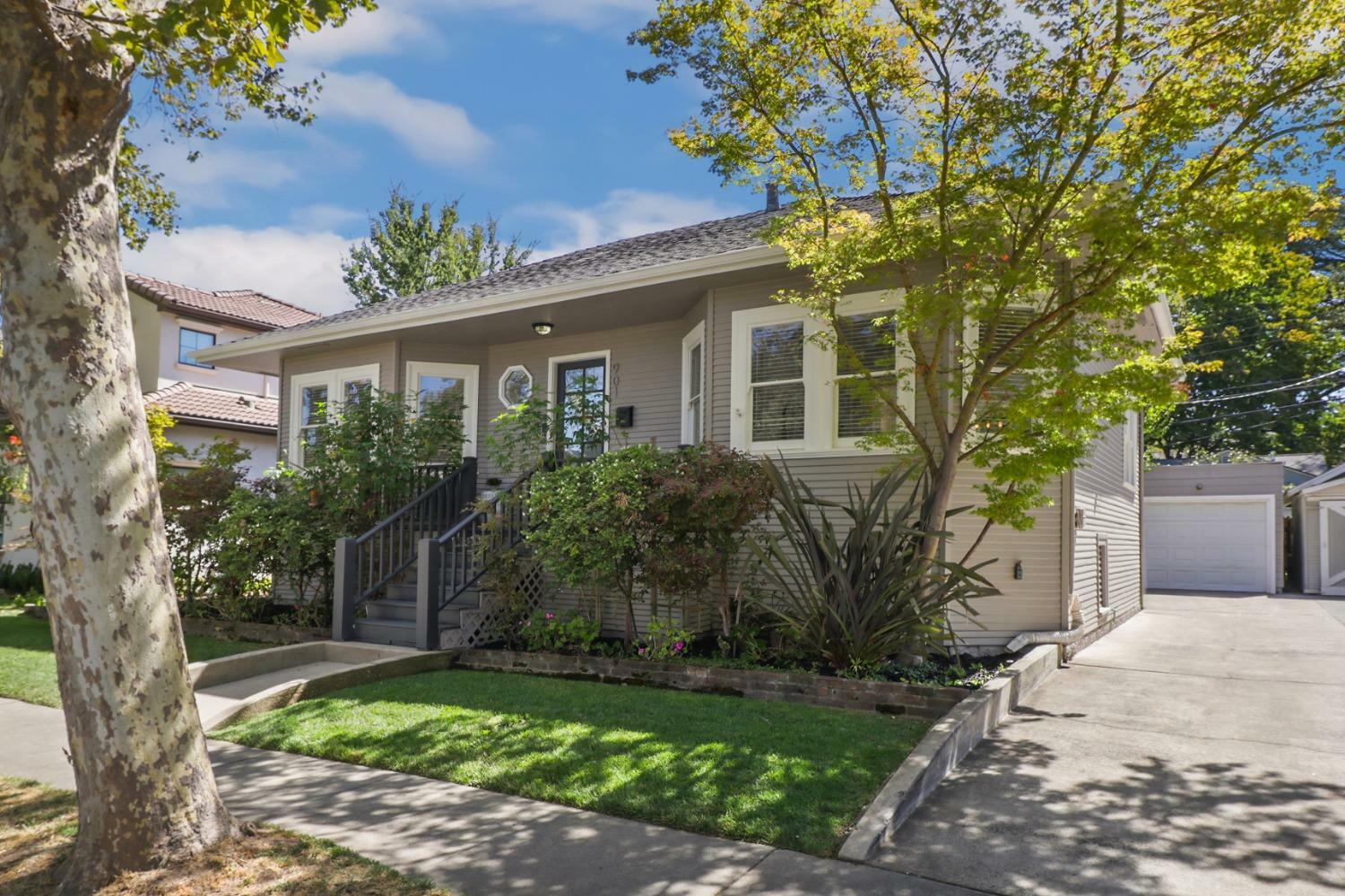 Property Photo:  901 43rd Street  CA 95819 