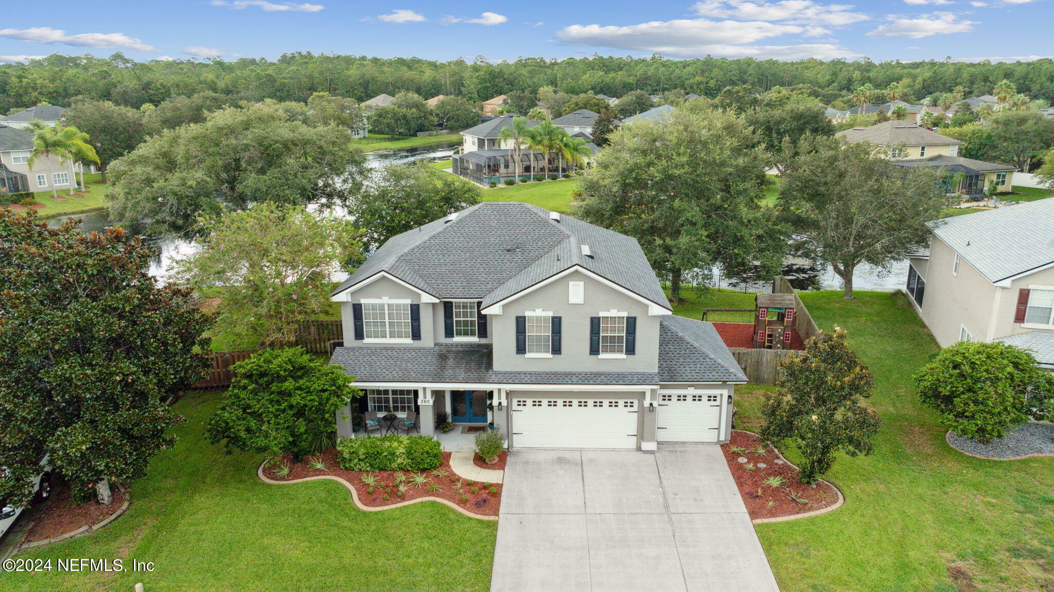 Property Photo:  360 Stonehurst Parkway  FL 32092 