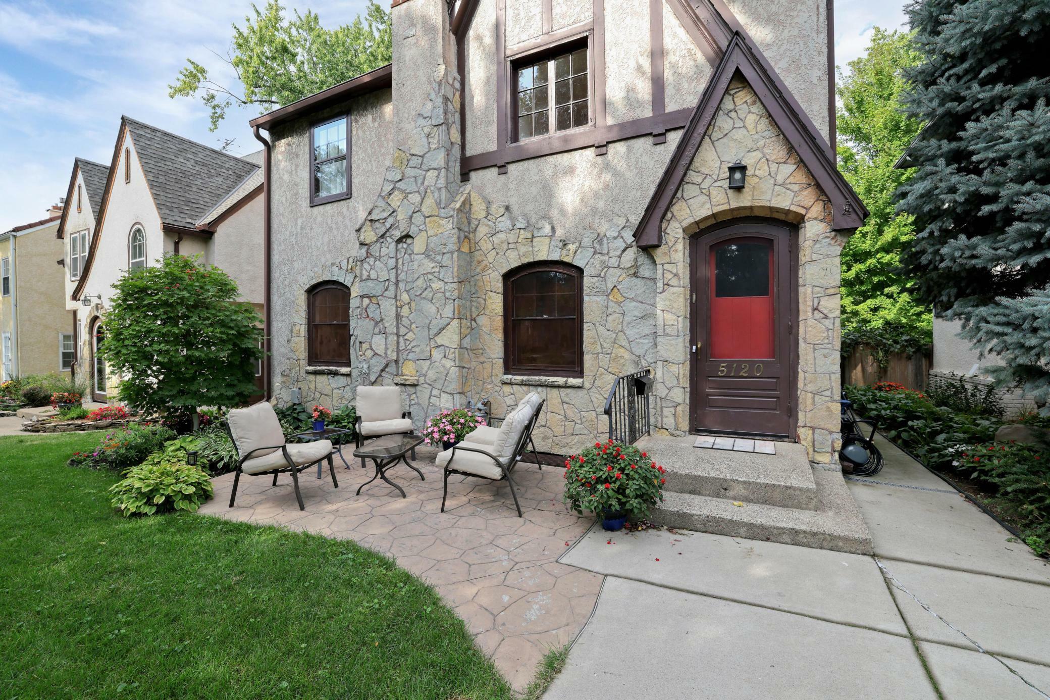 Property Photo:  5120 Queen Avenue S  MN 55410 