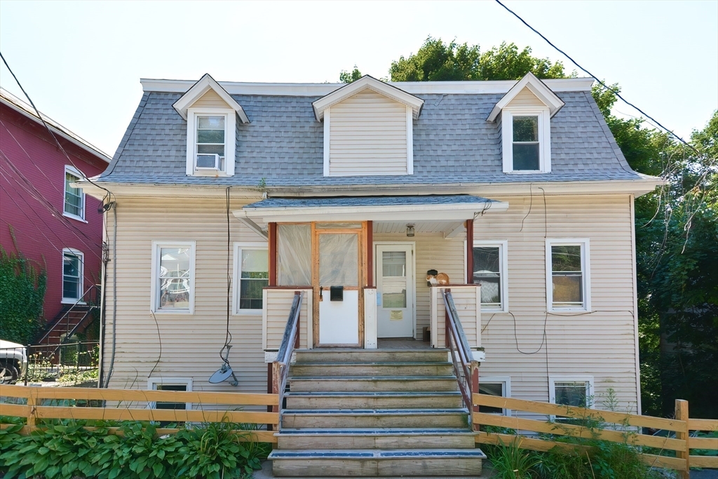 Property Photo:  126-128 E Quincy St  MA 01247 