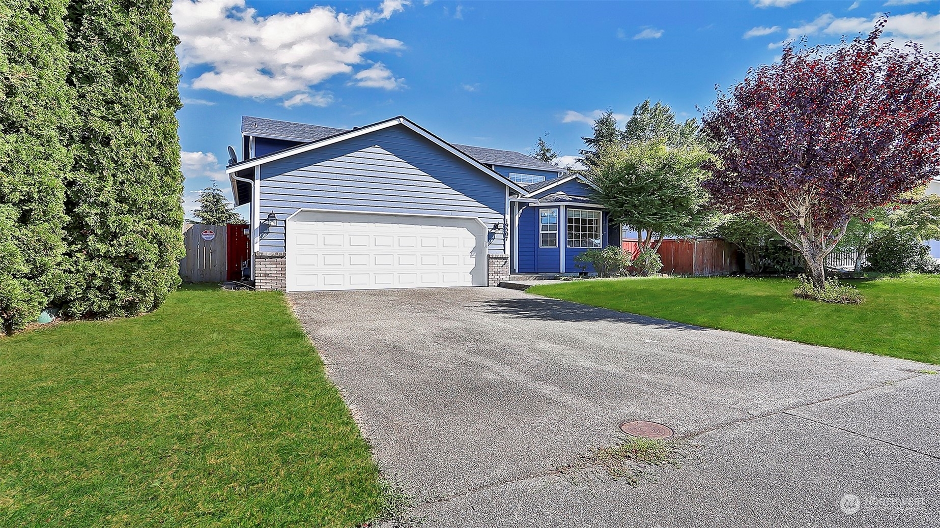 Property Photo:  19507 79th Avenue Ct E  WA 98387 