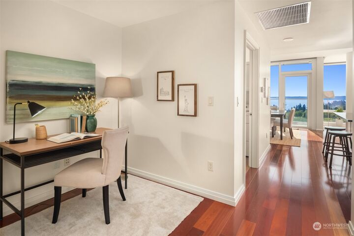 Property Photo:  10700 NE 4th Street 1802  WA 98004 