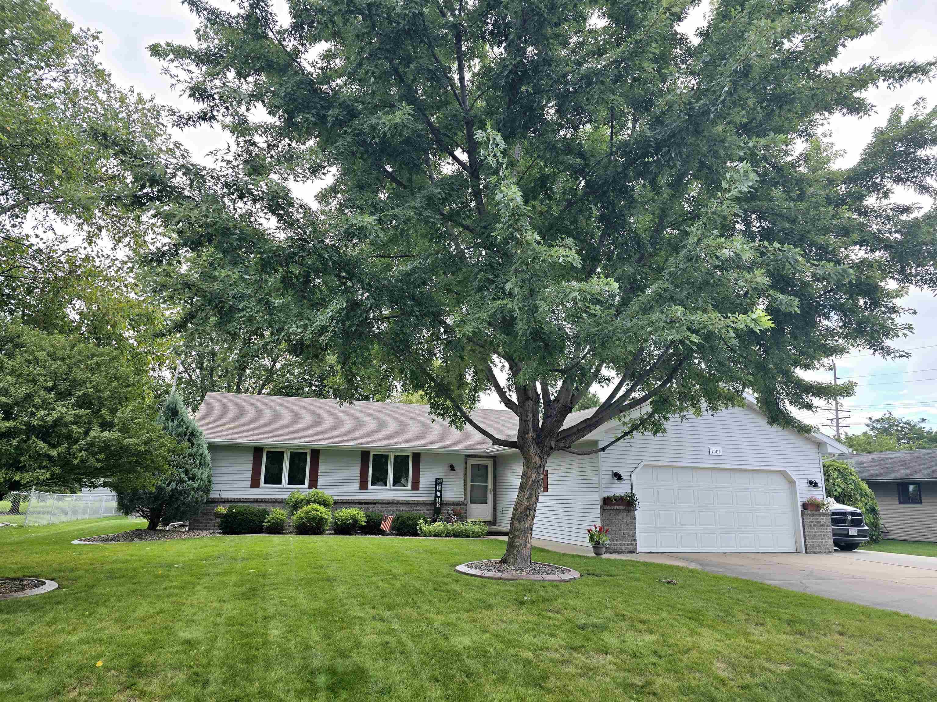 Property Photo:  1502 N Rynders Street  WI 54914 