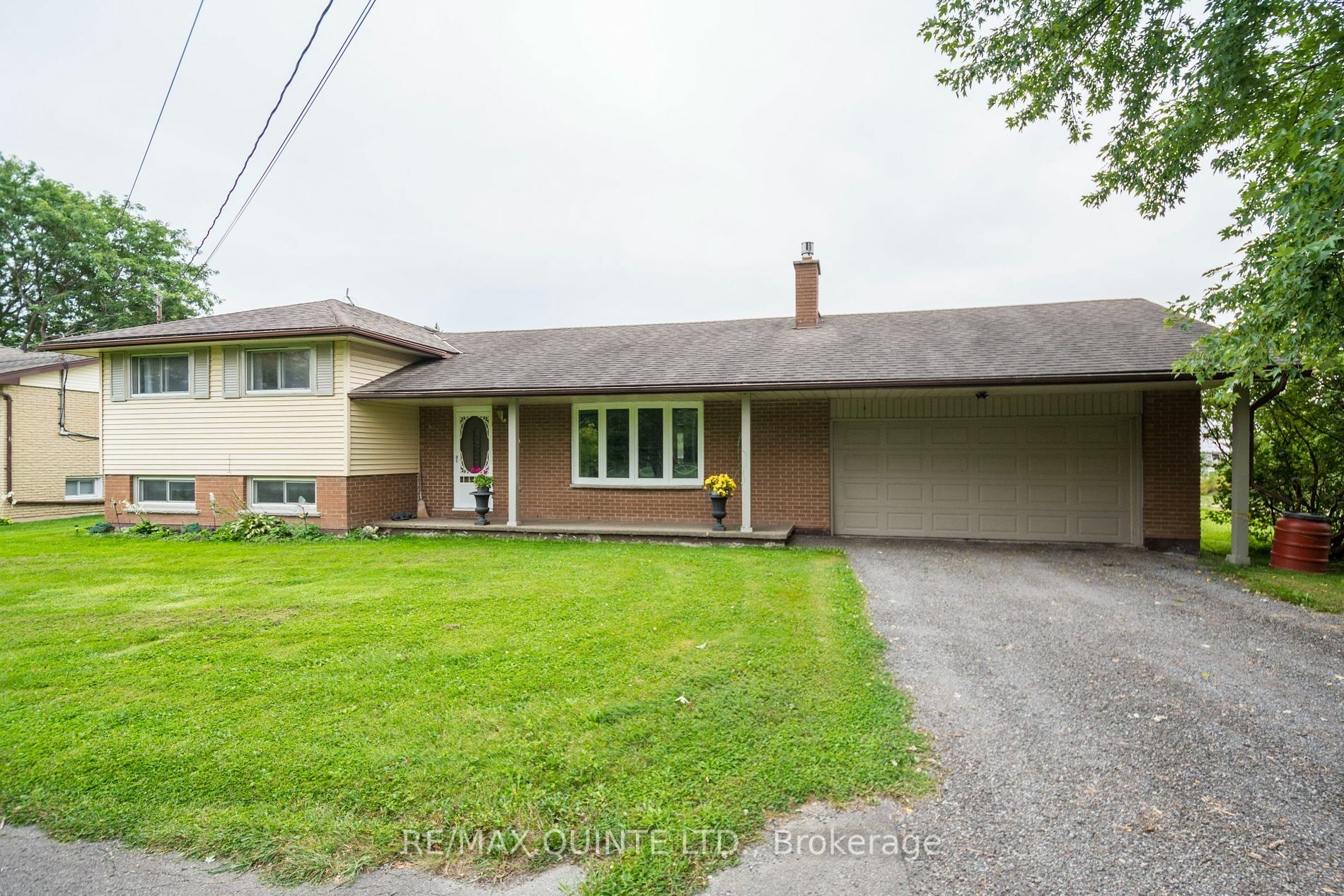 314 Massassauga Rd  Prince Edward County ON K8N 4Z7 photo