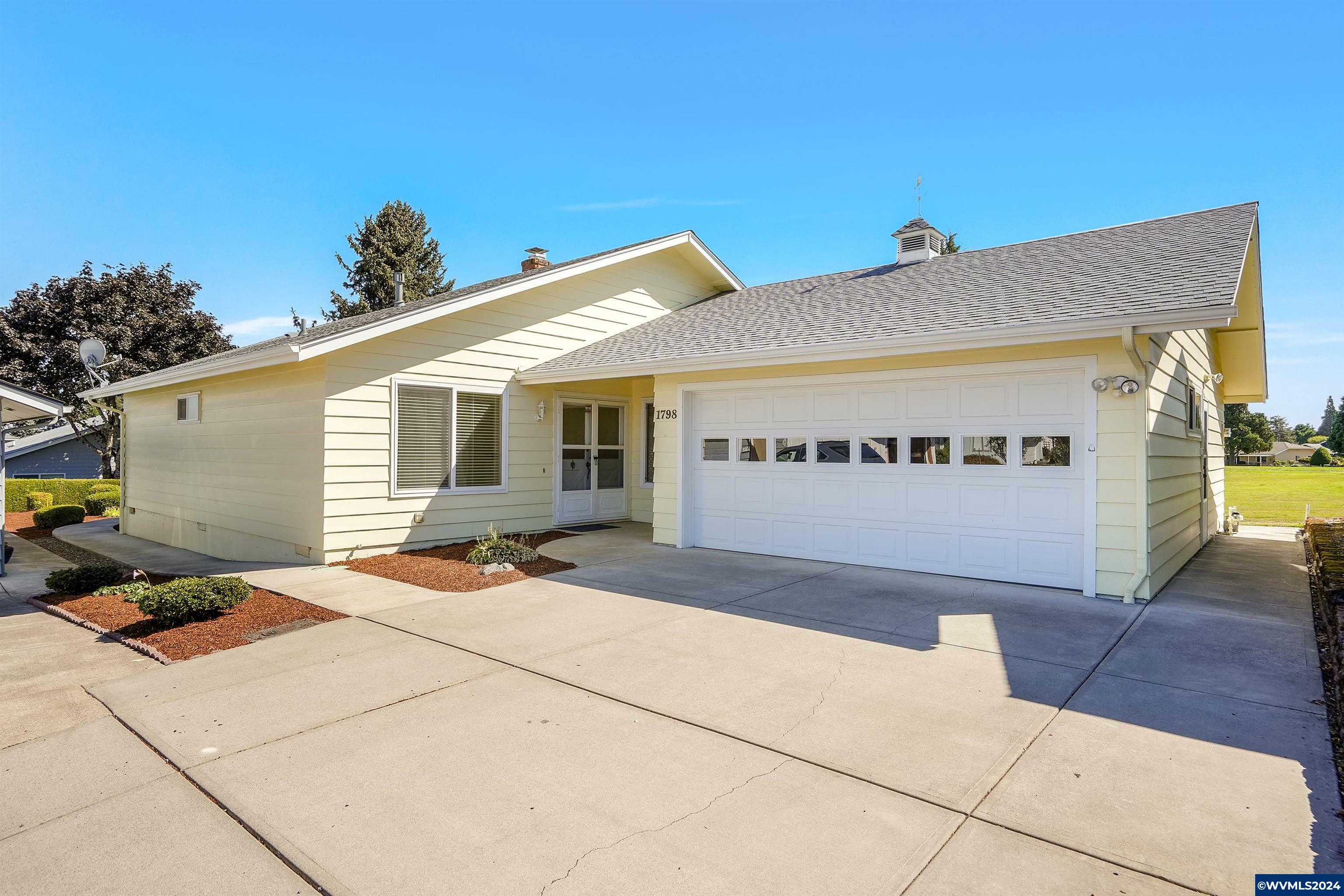 Property Photo:  1798  Nut Tree Dr NW  OR 97304 