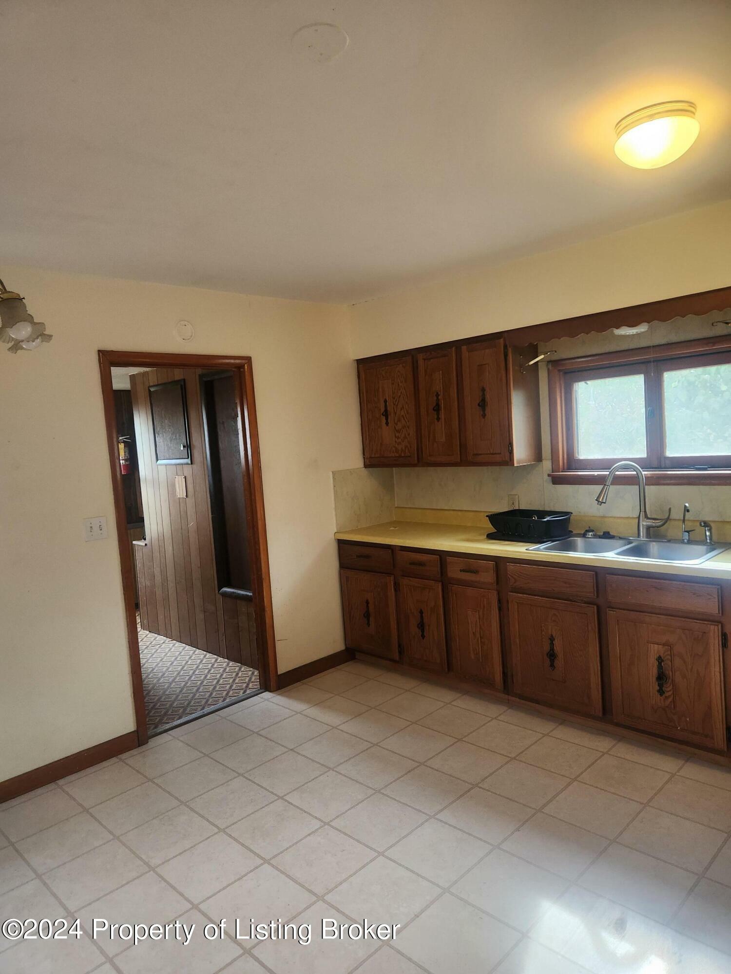 Property Photo:  202 3rd Street S  ND 58631 