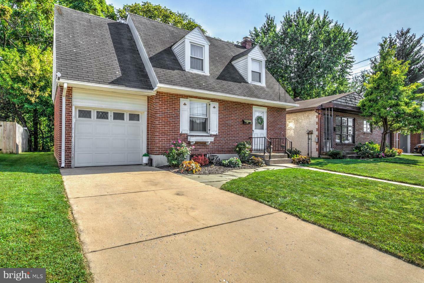 Property Photo:  874 Pointview Avenue  PA 17522 