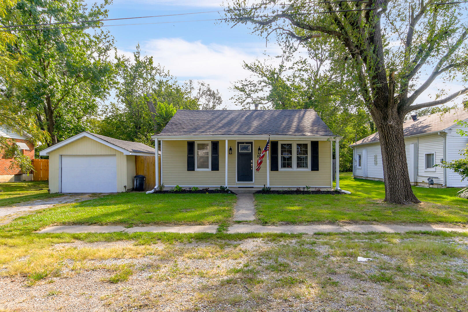 Property Photo:  108 Wesley Ave  MO 65255 