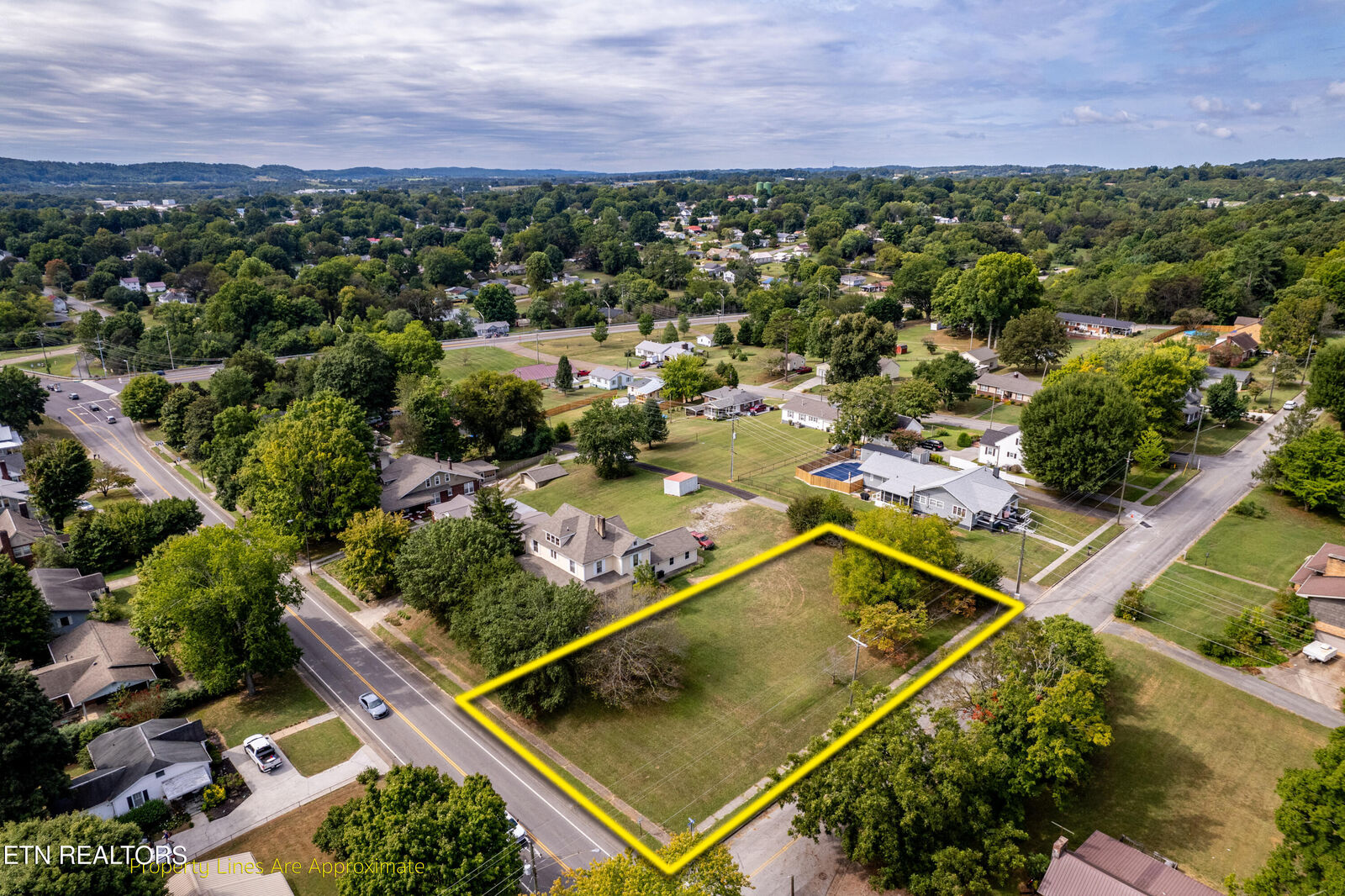 Property Photo:  00 N Main St  TN 37874 