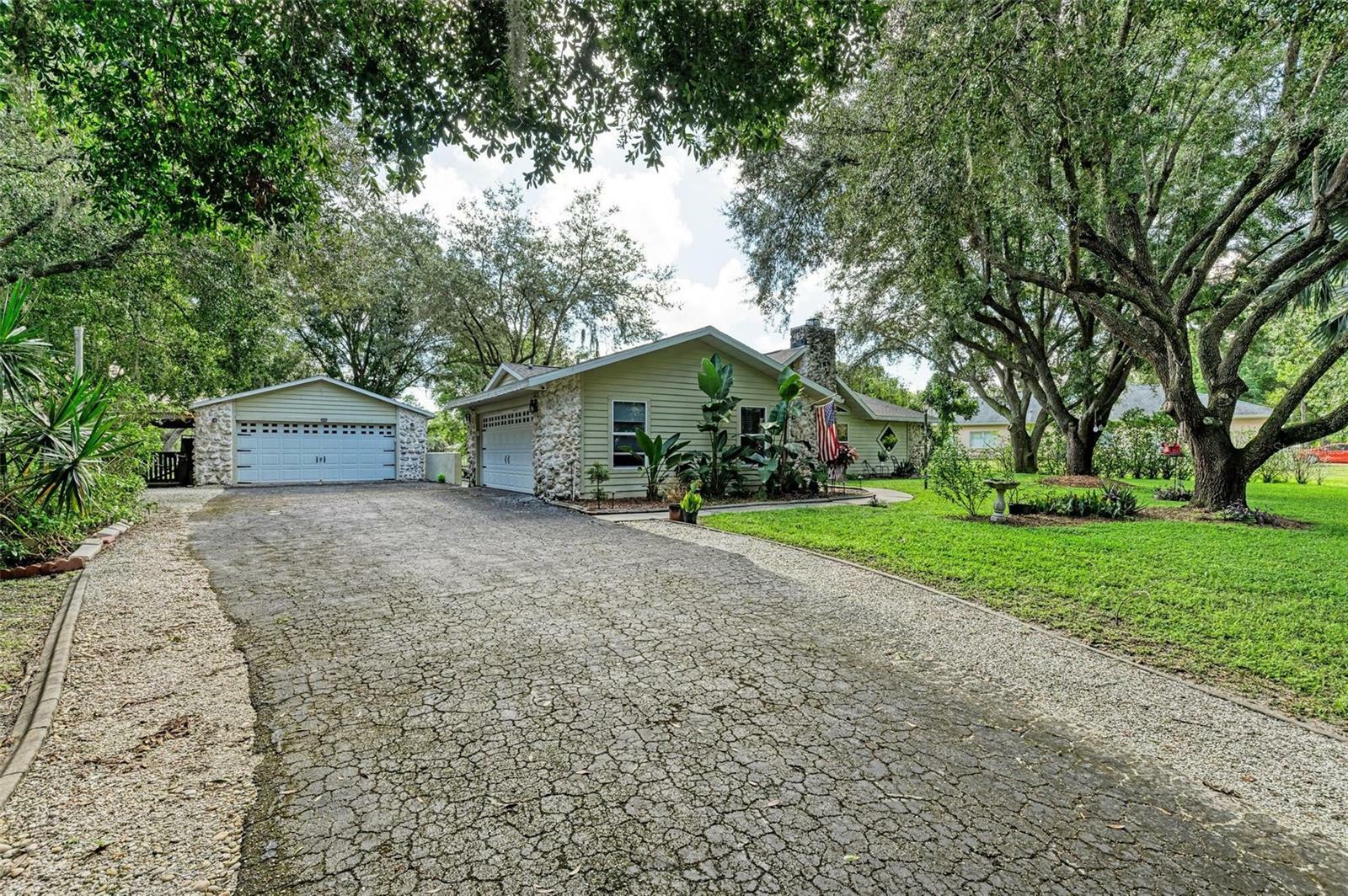 907 136th Street E  Bradenton FL 34212 photo