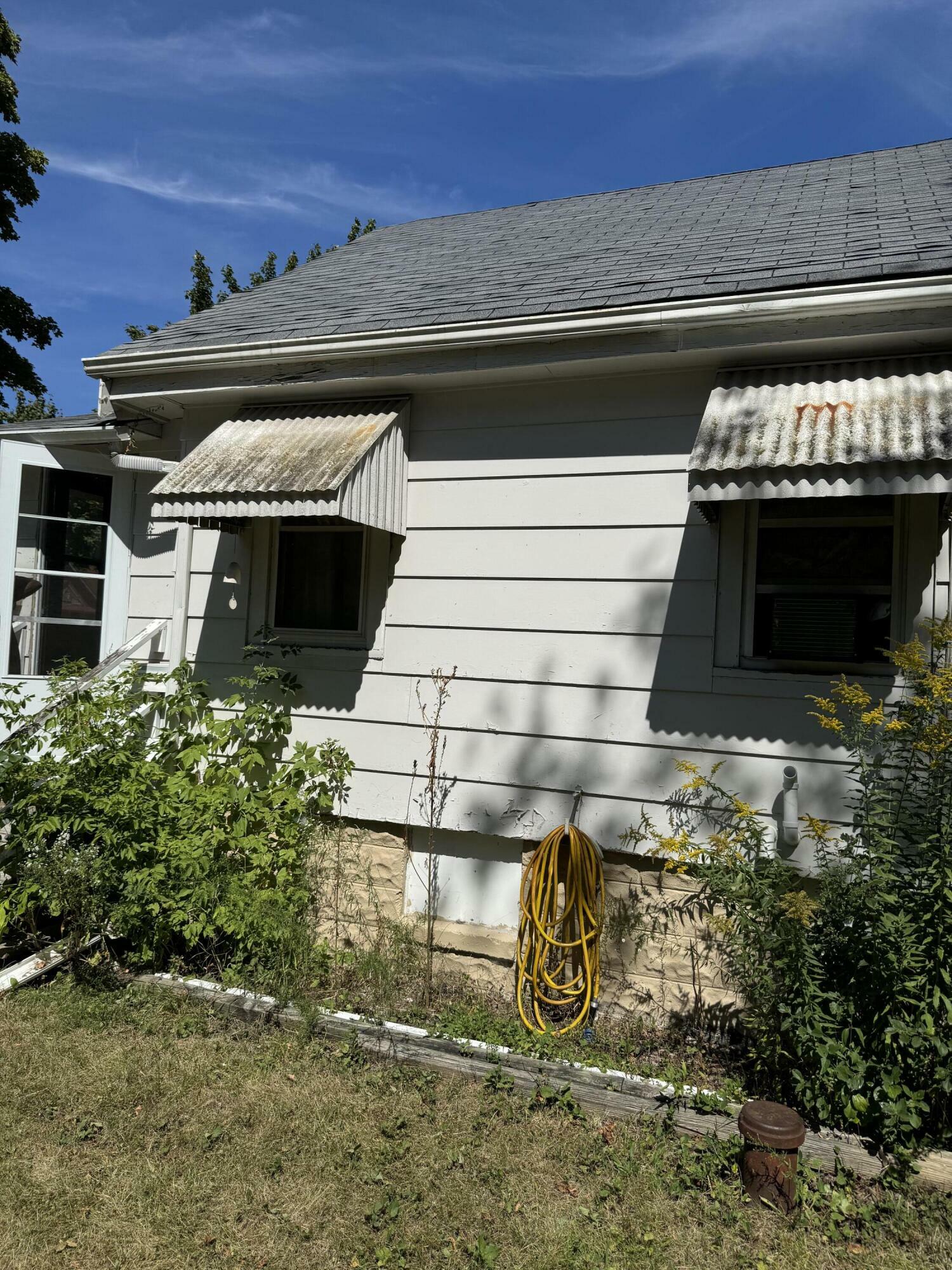 Property Photo:  5846 N 41st St  WI 53209 