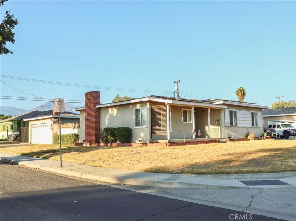 Property Photo:  1405 Farrell Avenue  CA 91767 