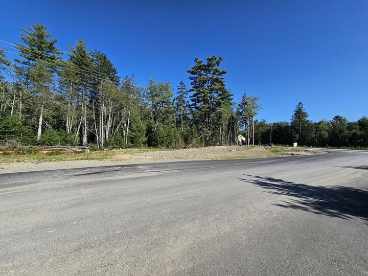 Property Photo: 576 US Hwy 1 ME 04640