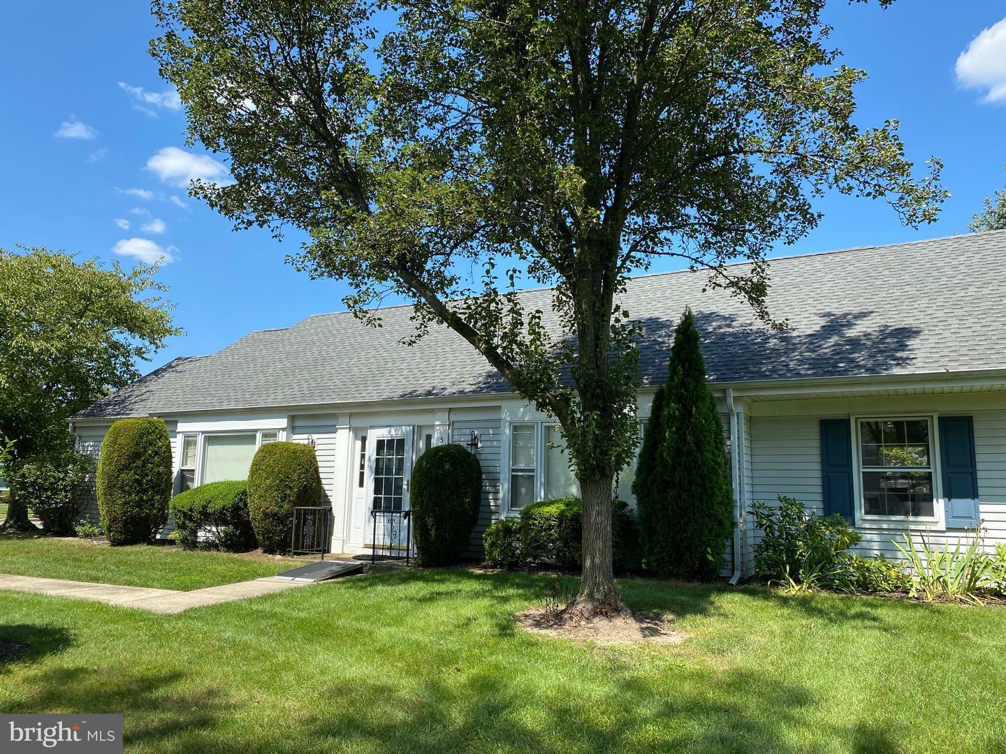 Property Photo:  585 Old Nassau Road B  NJ 08831 