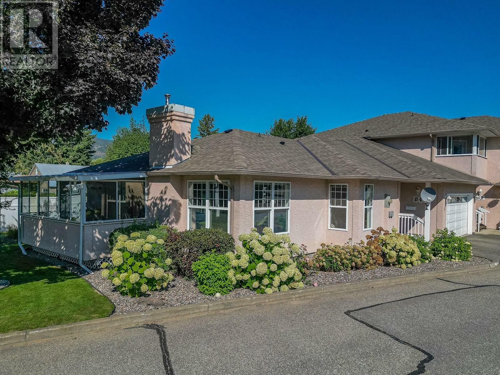 Photo de la propriété: 303 Regent Avenue 4 BC V0E 1V2