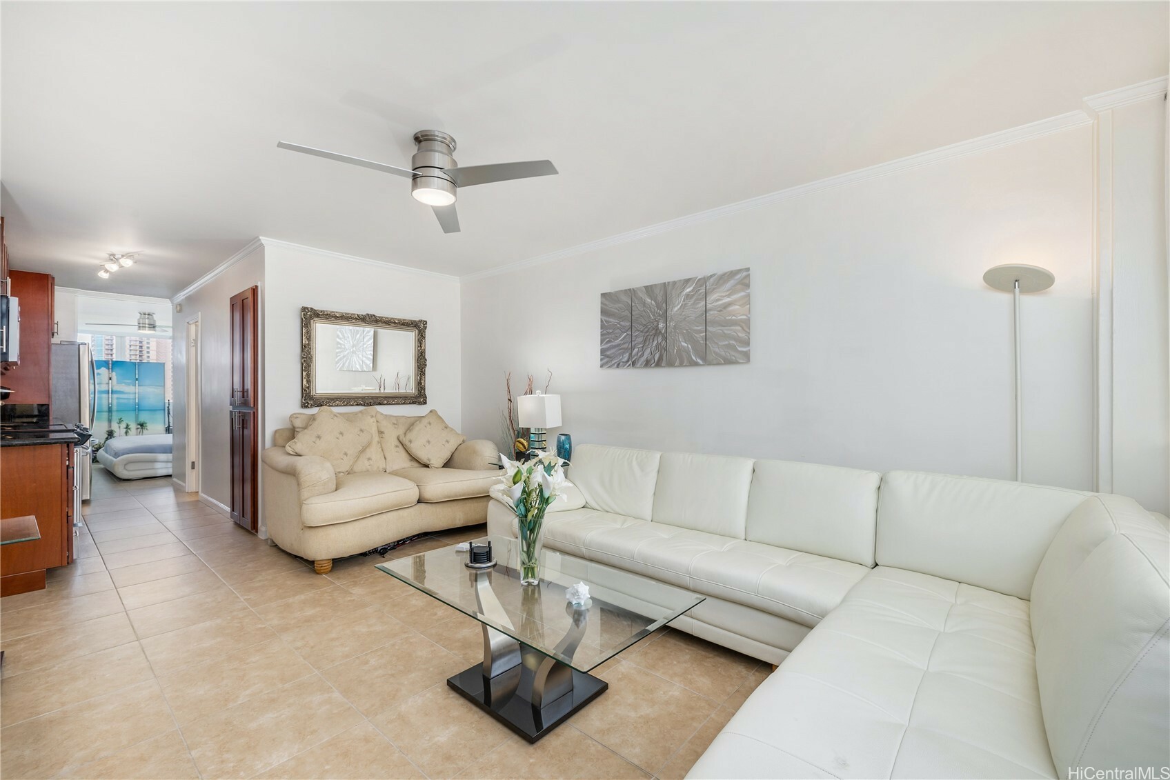 Property Photo: 425 Ena Road 1202A HI 96815