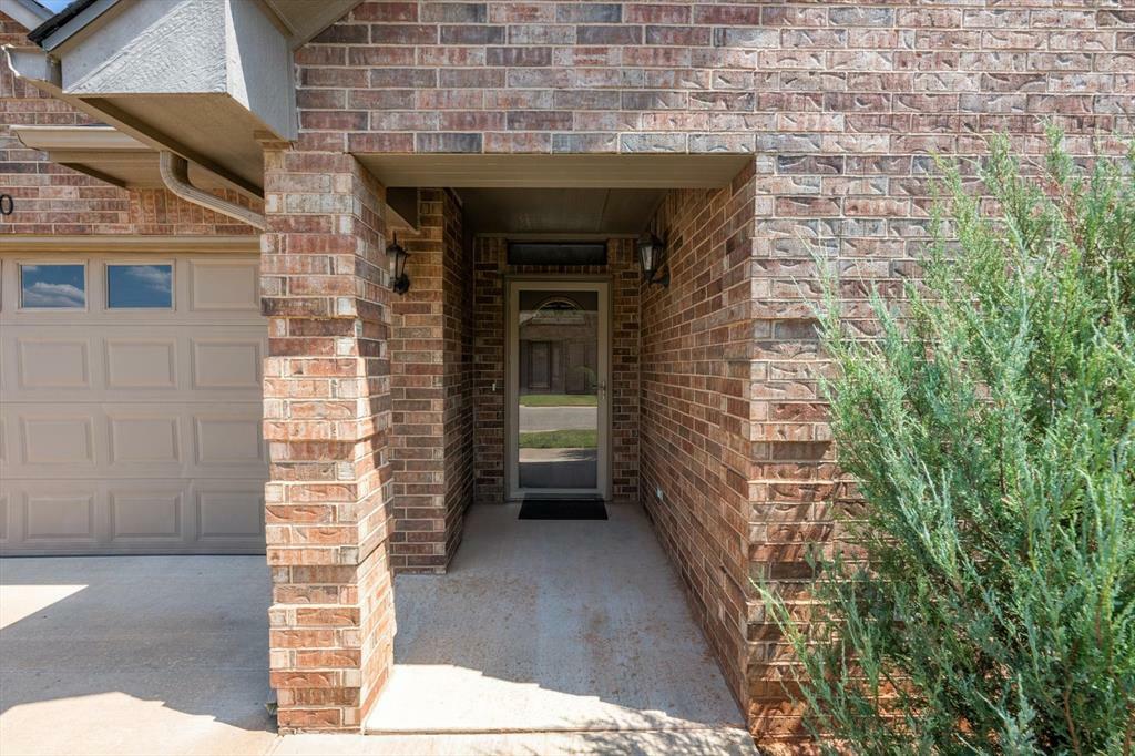 Property Photo:  1230 Red Canyon Court  OK 73044 