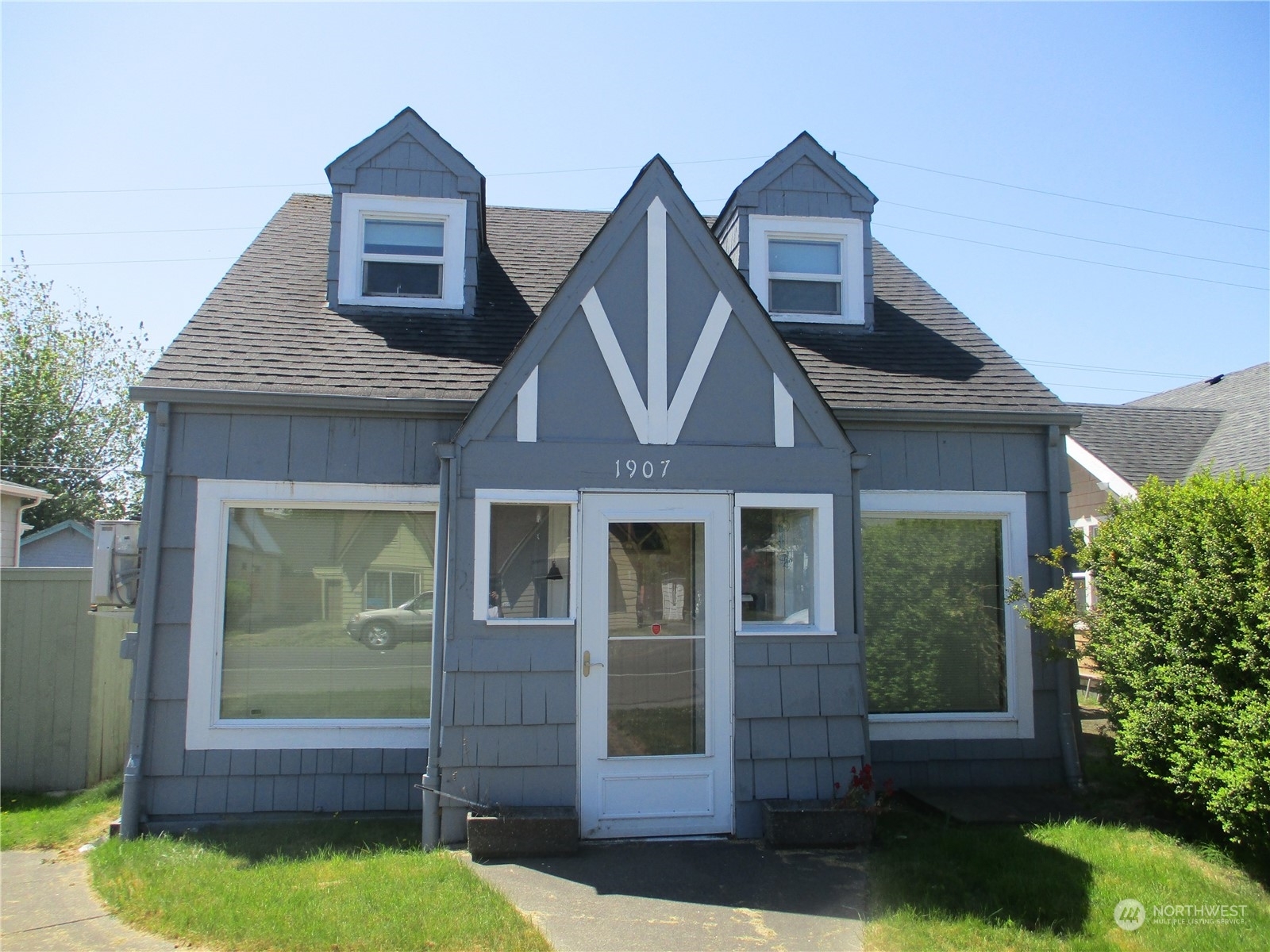 Property Photo: 1907 Simpson Avenue WA 98520
