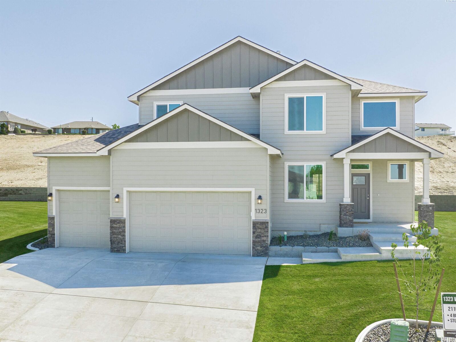 Property Photo: 1323 W Pax Ct. WA 98944