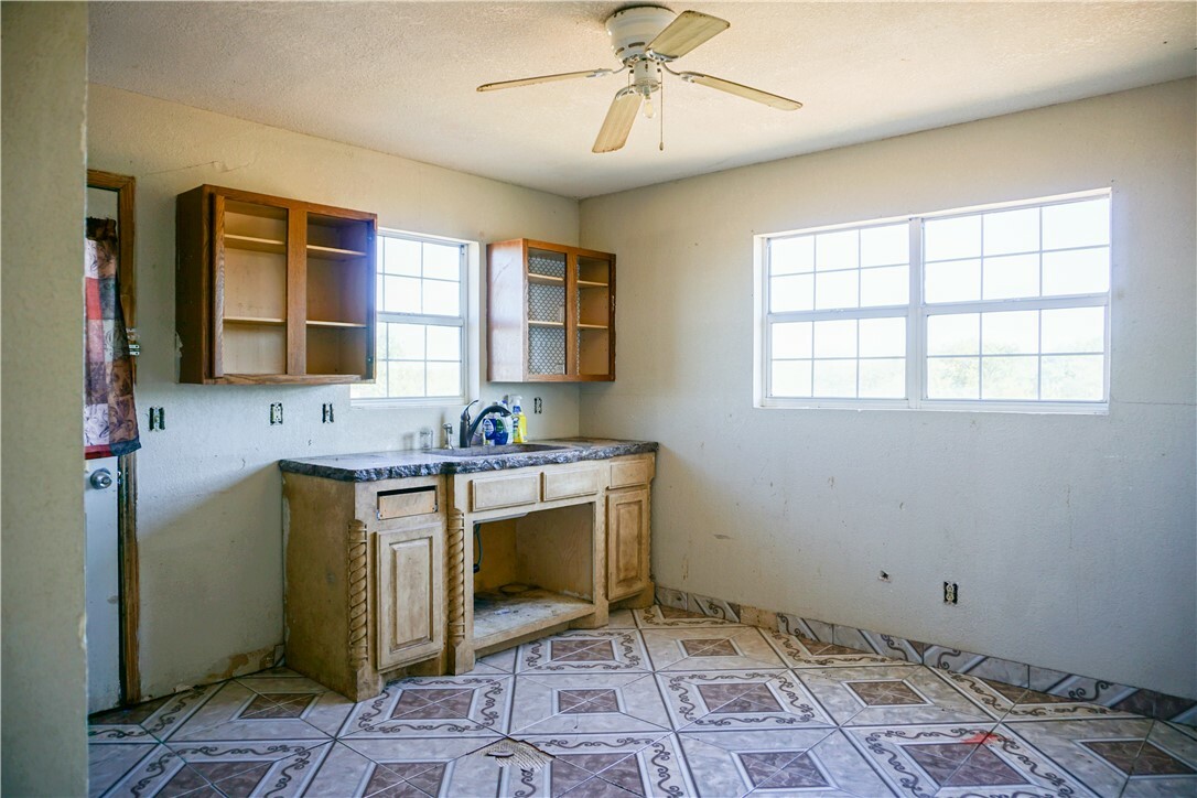 Property Photo:  903 McKenzie Avenue  TX 76645 