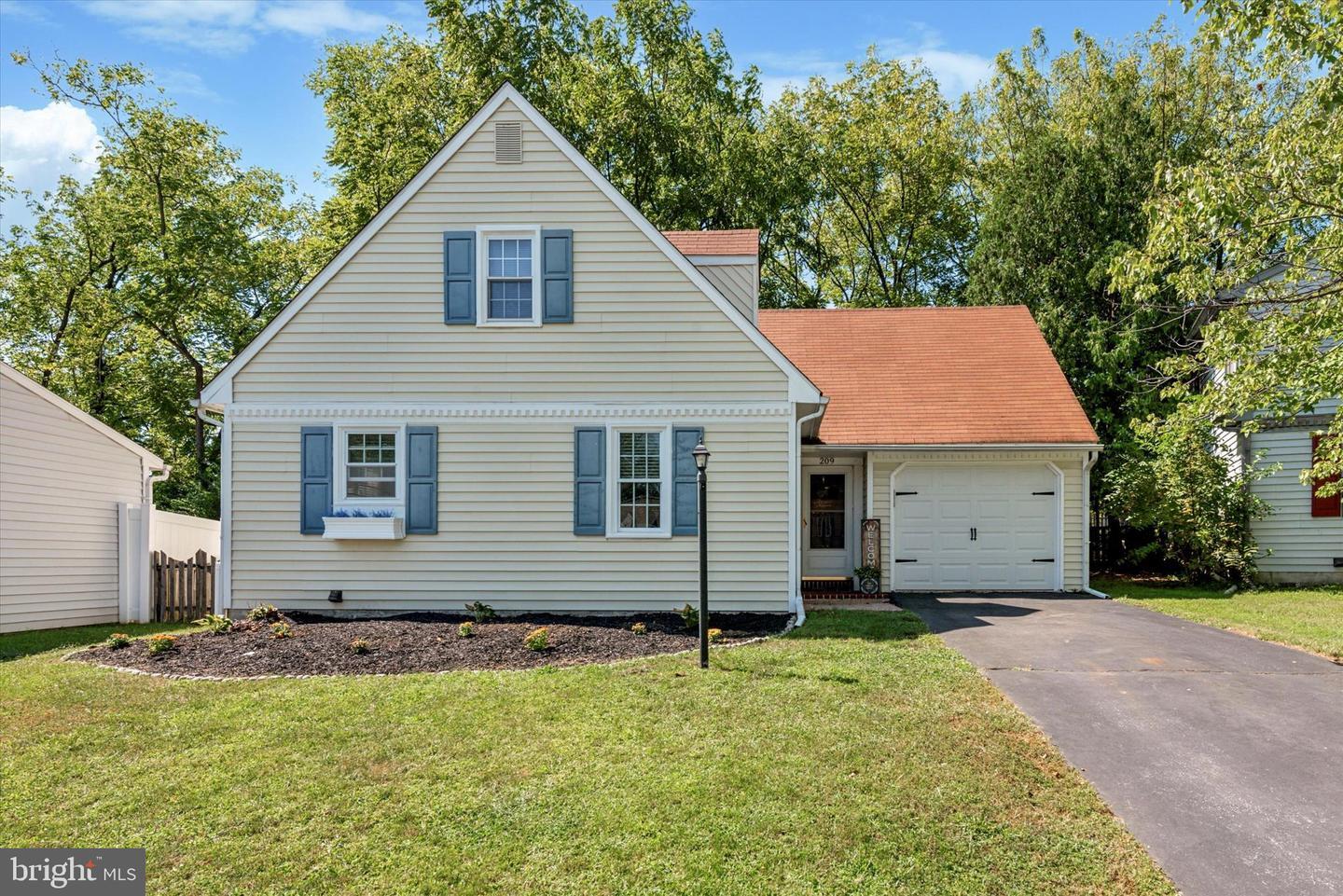 Property Photo:  209 Armstead Court  PA 19335 