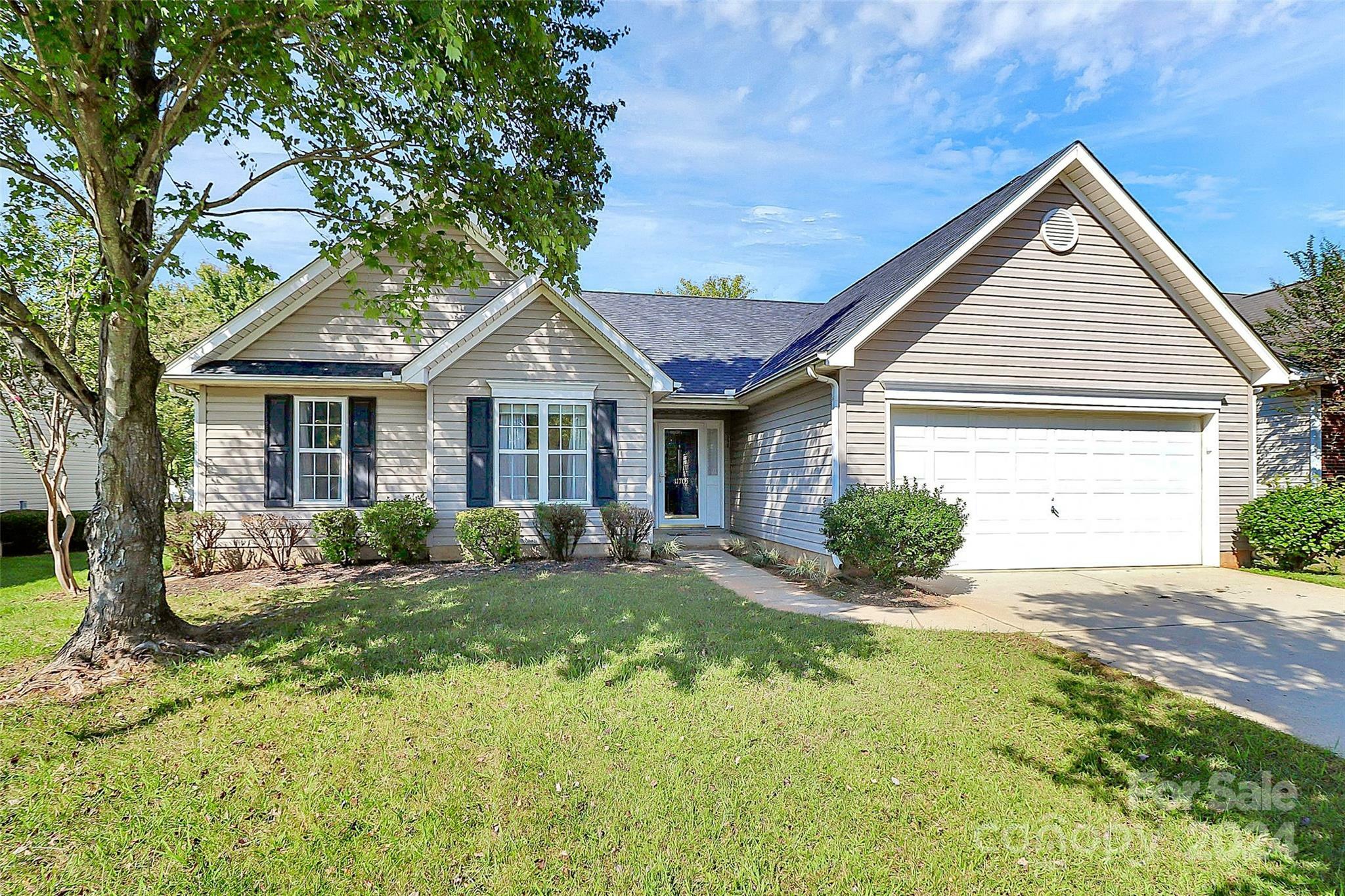 Property Photo:  11705 Black Maple Avenue  NC 28269 