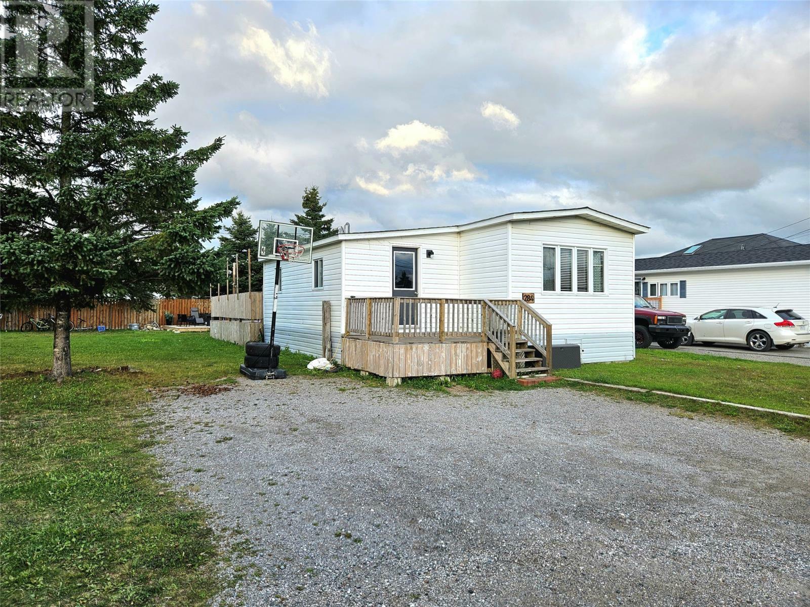 Property Photo:  284 Queen Street Extension  NL A2N 2P9 