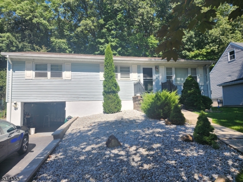 Property Photo:  21 Pawnee Ave  NJ 07436 