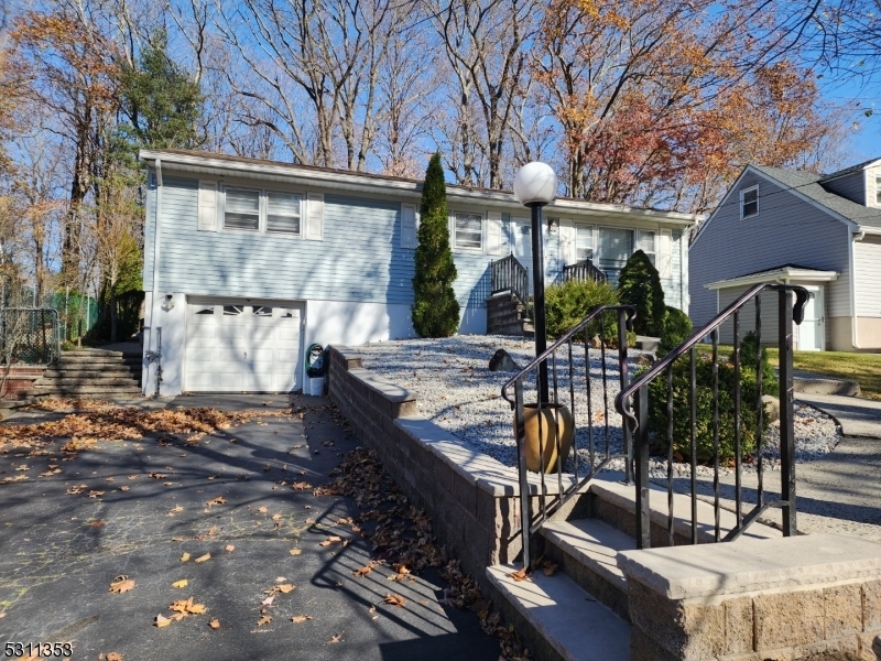 Property Photo:  21 Pawnee Ave  NJ 07436 