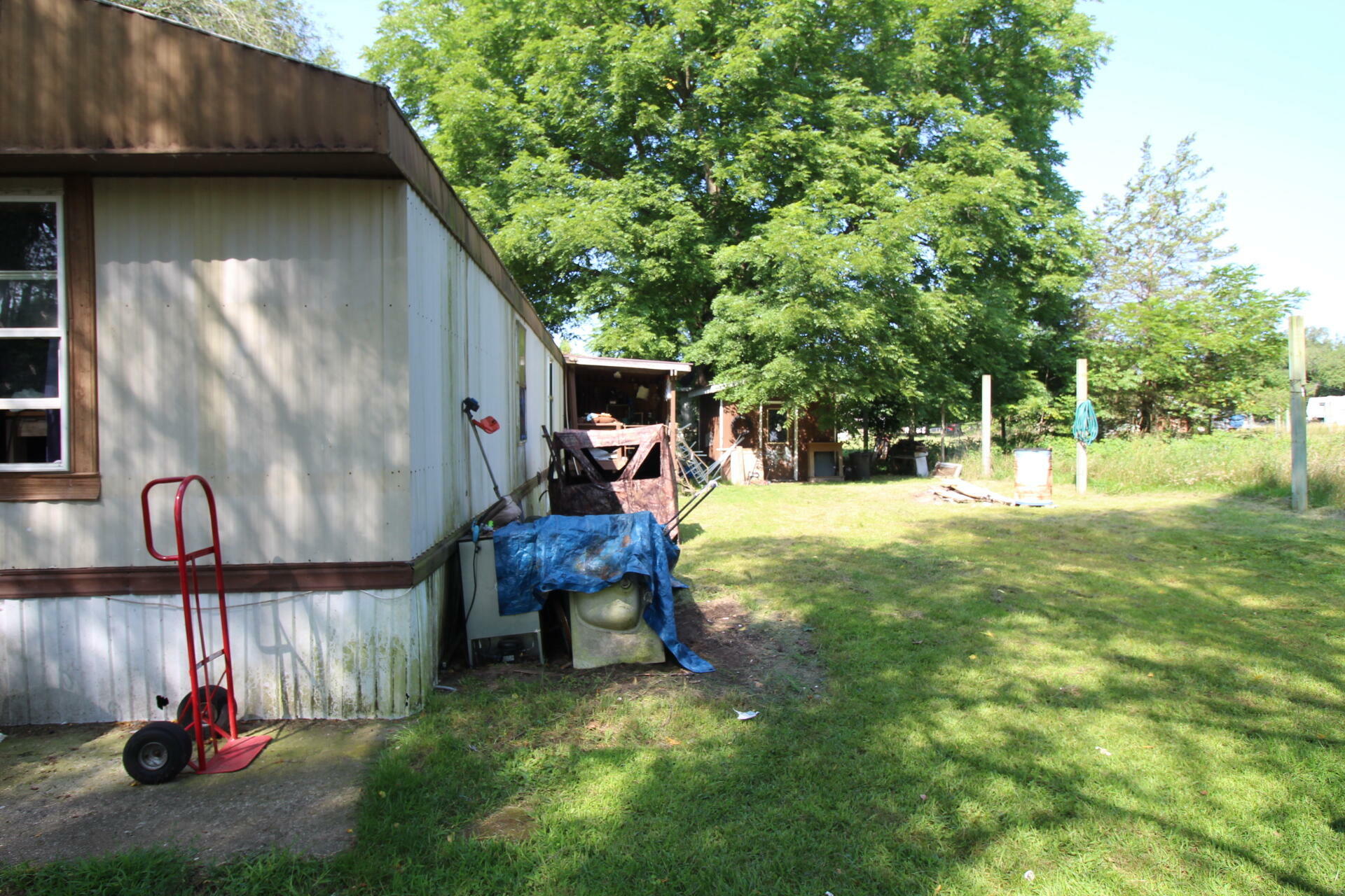 Property Photo: 5516 South Croton Hardy Drive MI 49337