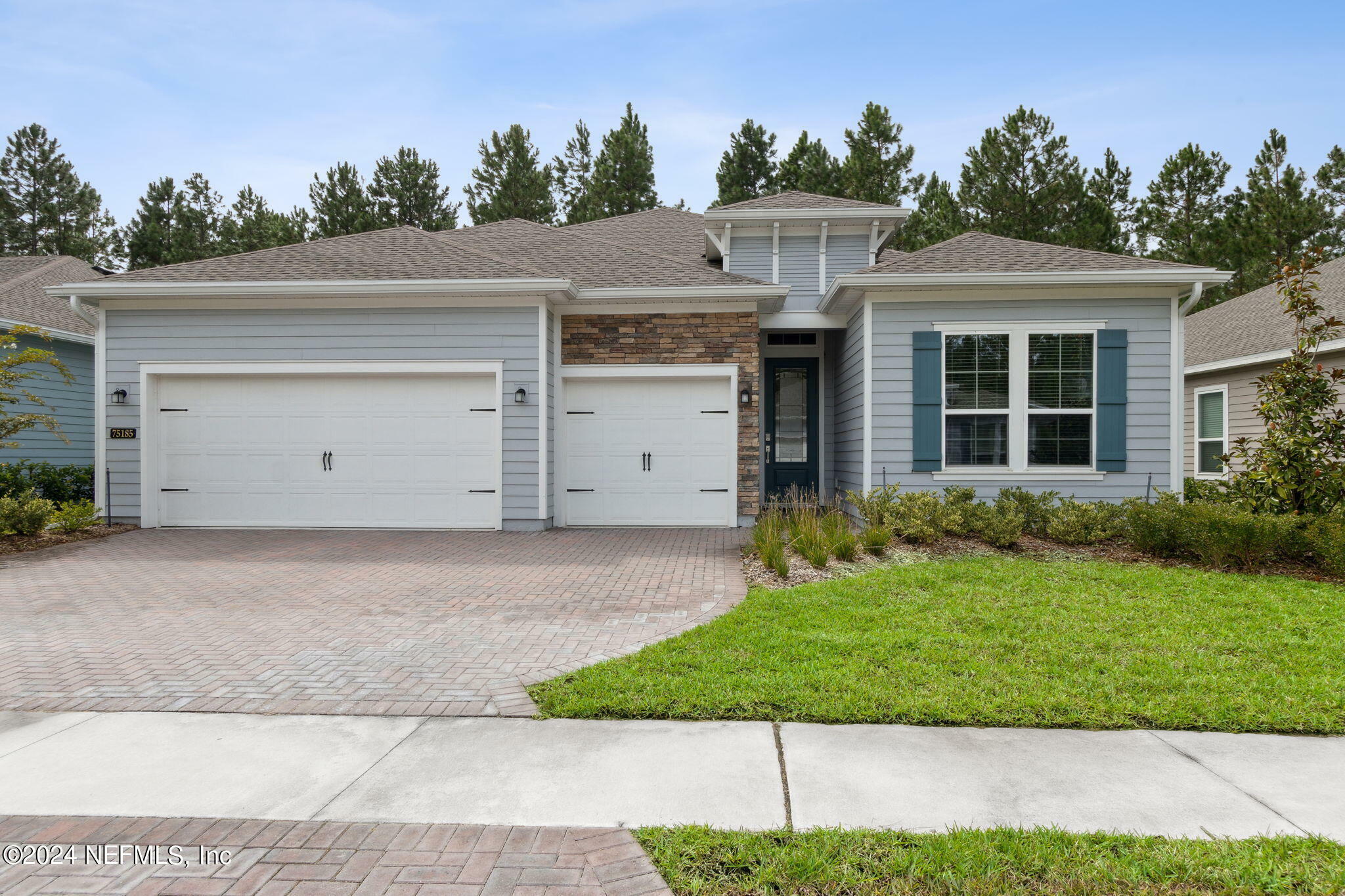 Property Photo:  75185 White Rabbit Avenue  FL 32097 