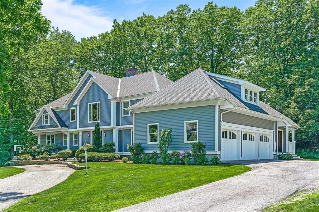 Property Photo: 40 Chiltern Rd MA 02493