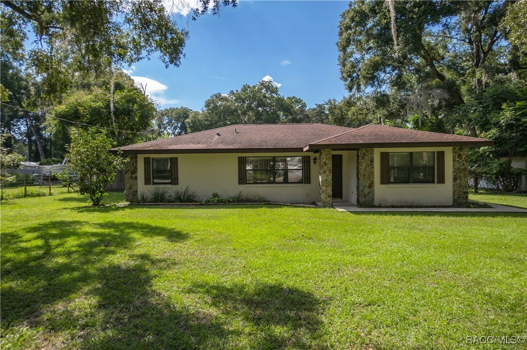 Property Photo:  184 N Bliss Point  FL 34453 