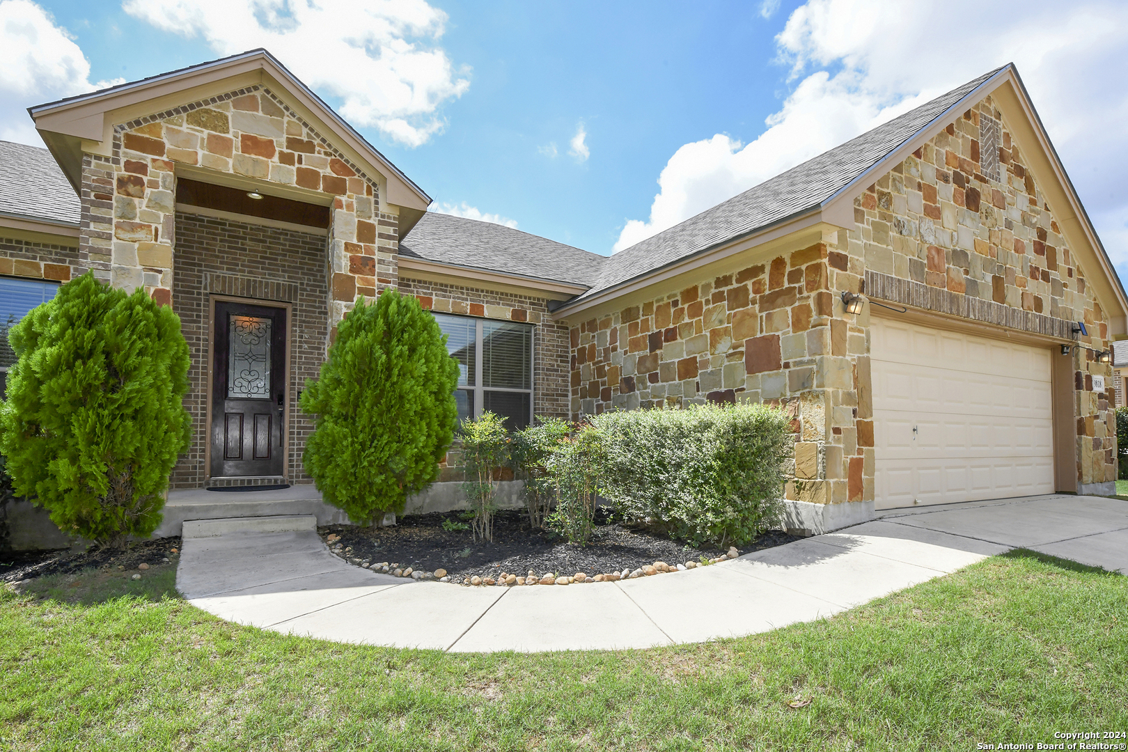 Property Photo:  9818 Spinnaker Path  TX 78263 