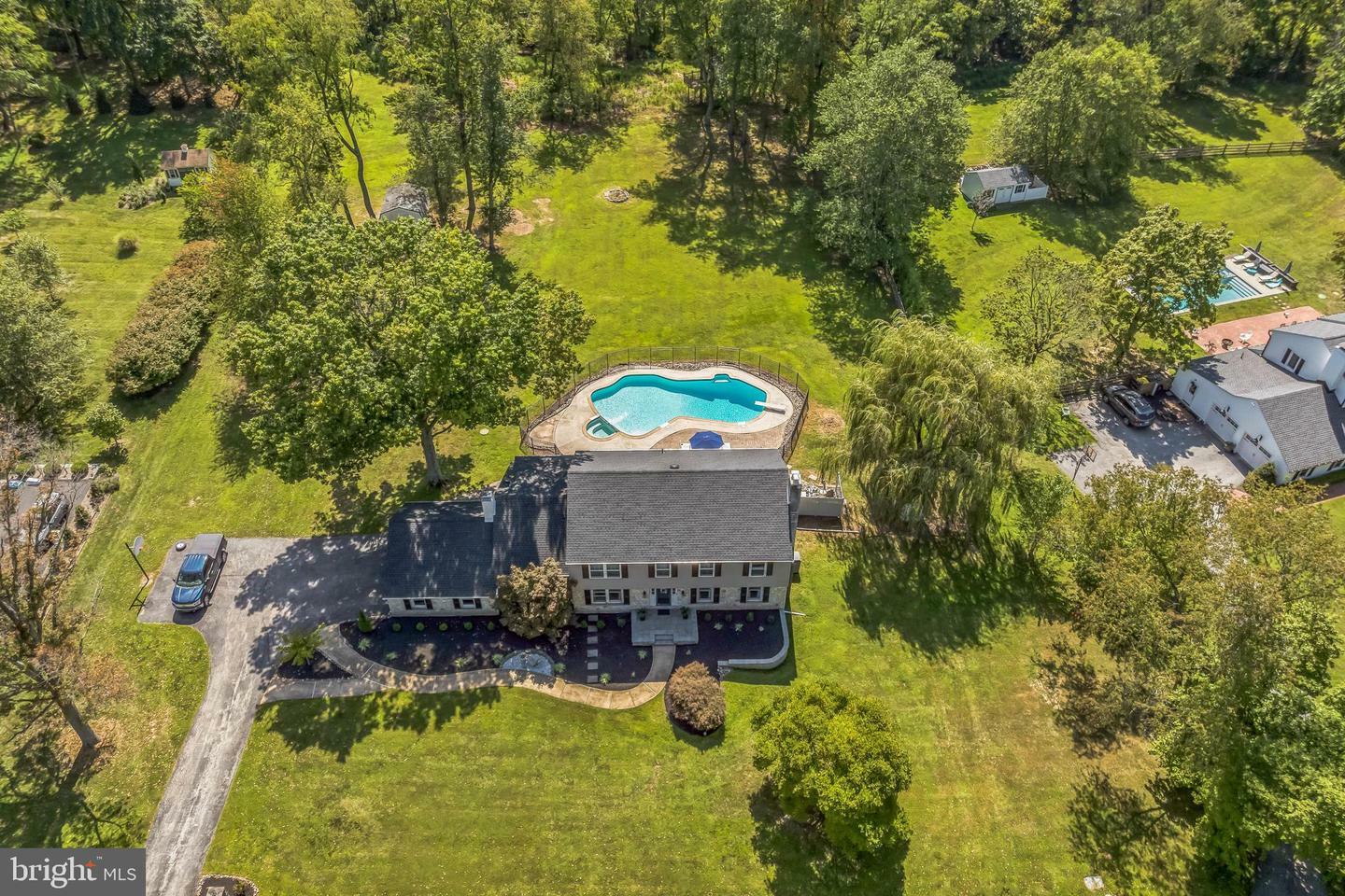 Property Photo: 1354 Patrick Henry Drive PA 19460