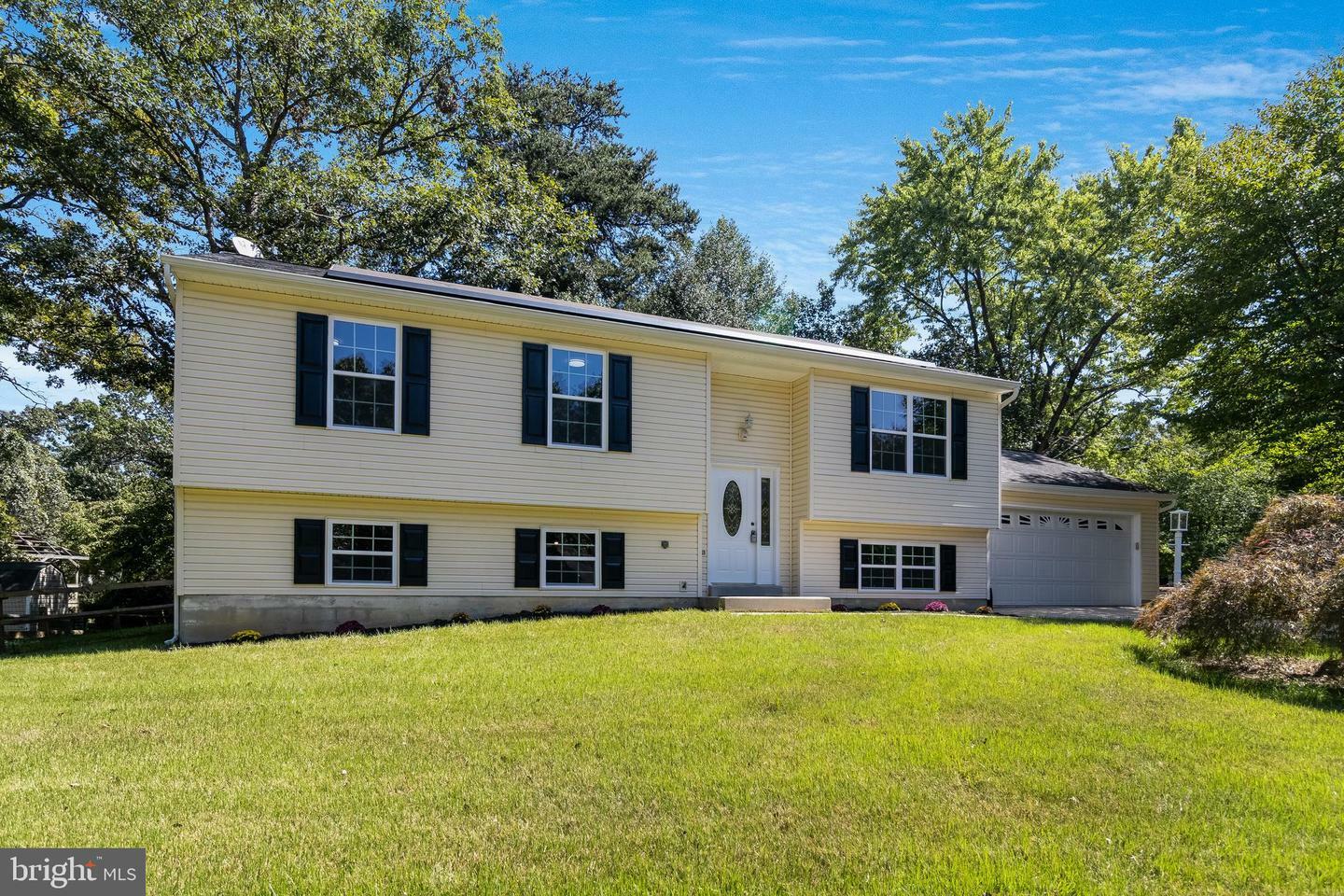 Property Photo:  3659 Rusty Leaf Court  MD 20602 