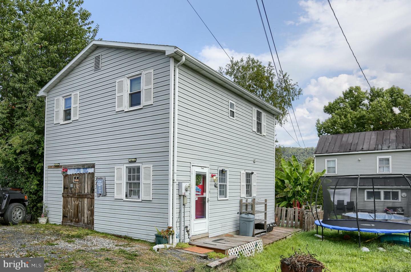 Property Photo:  106 N Market Street  PA 17045 