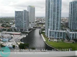 Property Photo: 31 SE 5 St 3207 FL 33131